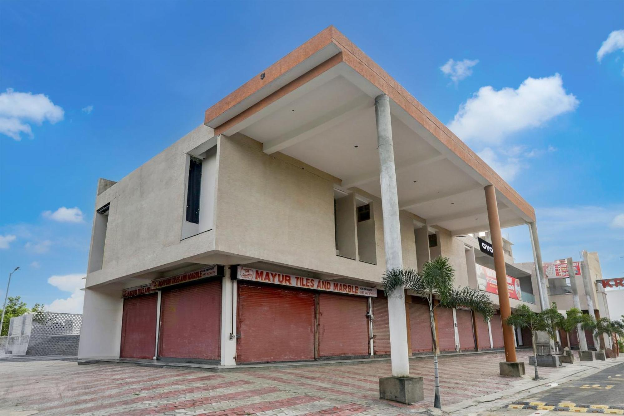 Hotel O Rana Hotel & Restaurant Meerut Exteriör bild