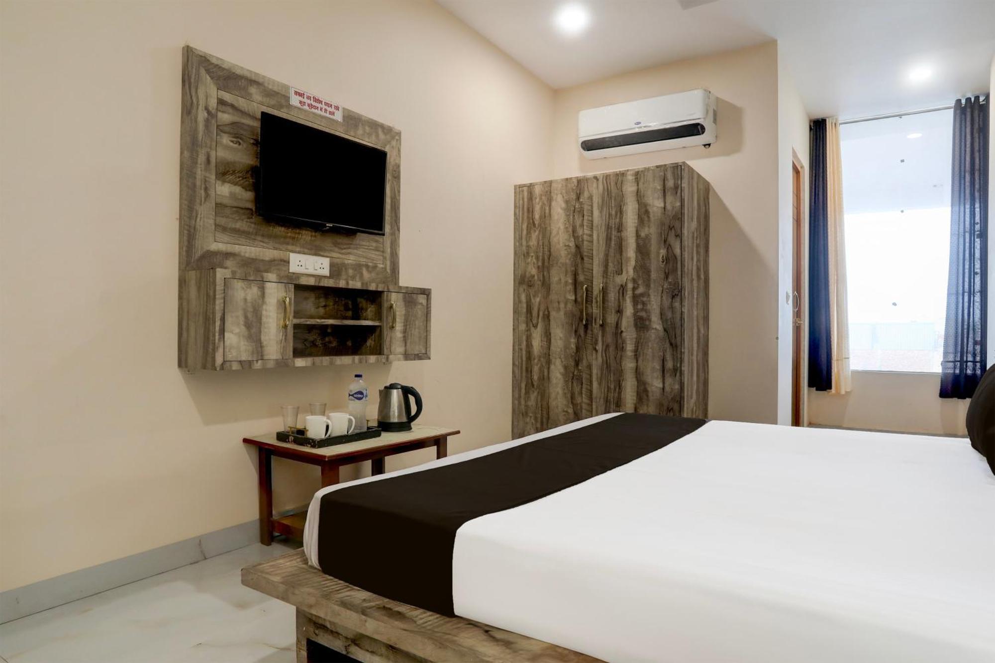 Hotel O Rana Hotel & Restaurant Meerut Exteriör bild