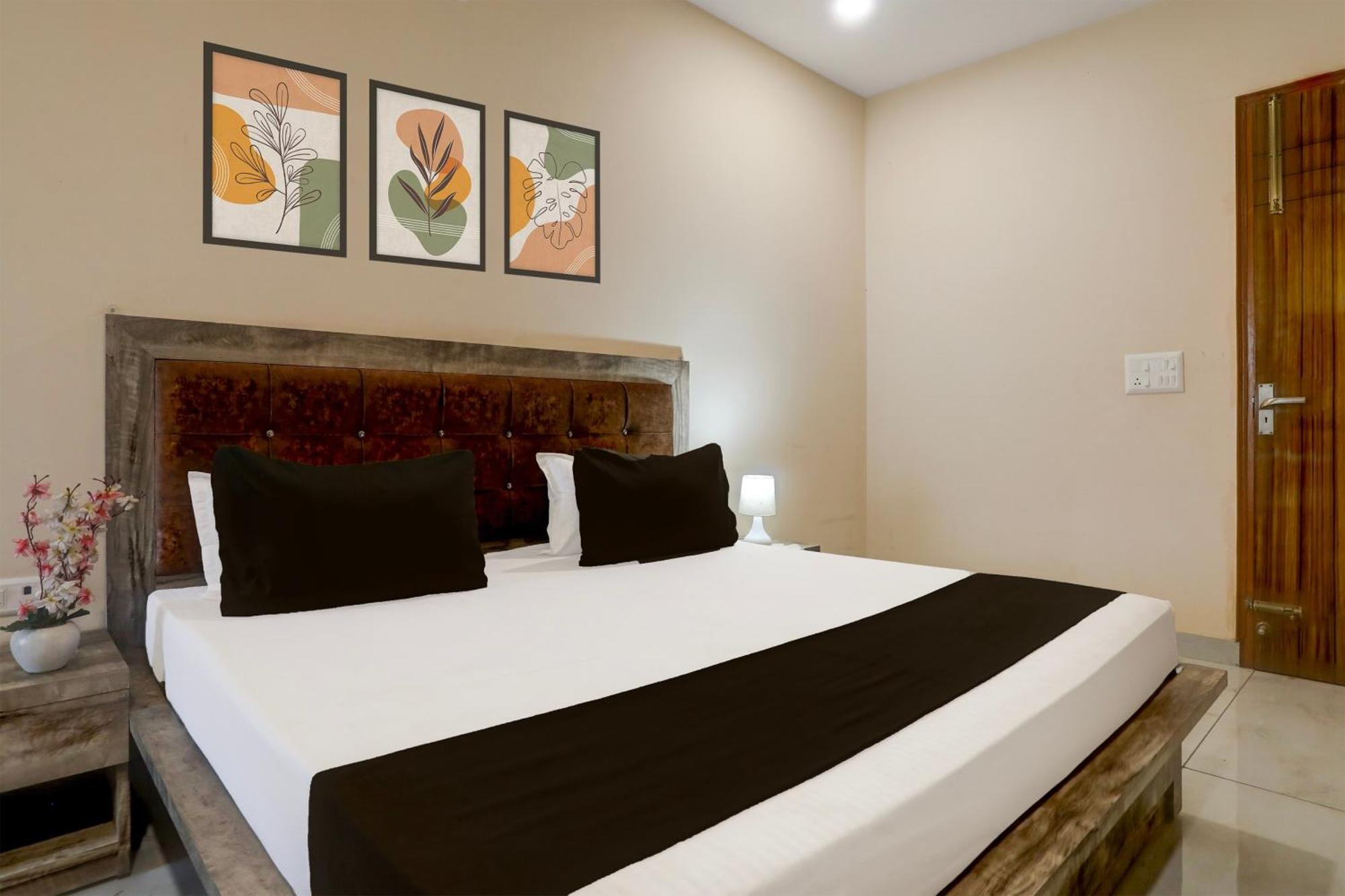 Hotel O Rana Hotel & Restaurant Meerut Exteriör bild